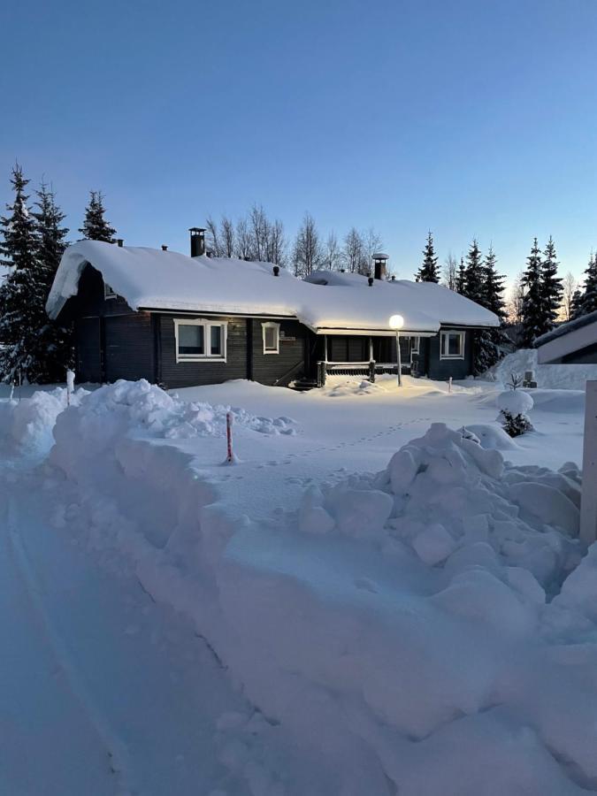 Ferienwohnung Yllaestoelli 2 D, Aekaeslompolo Kolari Exterior foto