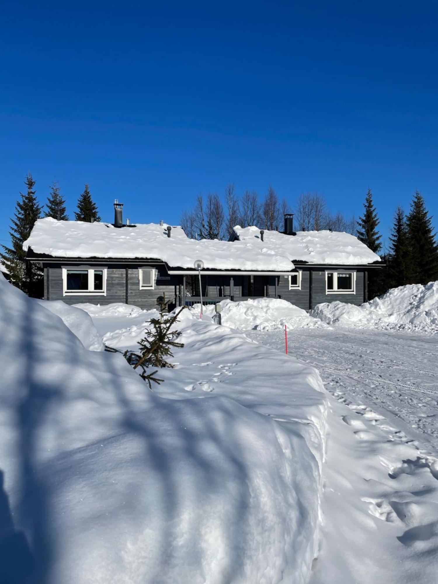 Ferienwohnung Yllaestoelli 2 D, Aekaeslompolo Kolari Exterior foto