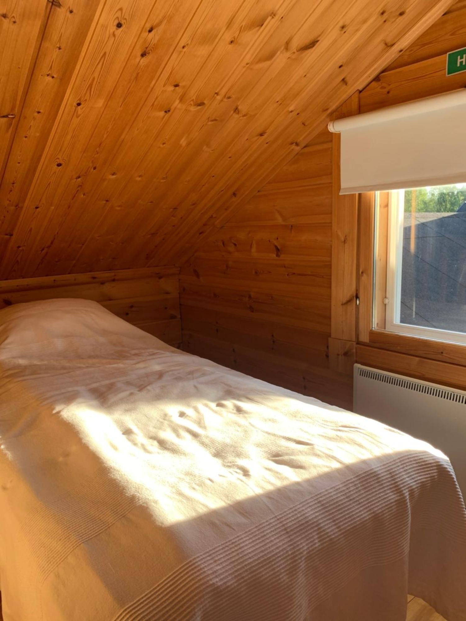 Ferienwohnung Yllaestoelli 2 D, Aekaeslompolo Kolari Exterior foto